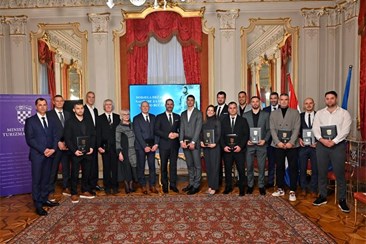 Ministar Glavina uručio Državne nagrade za sport Franjo Bučar